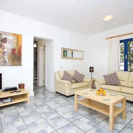 Sofia, Central 3 Bed In Puerto Del Carmen